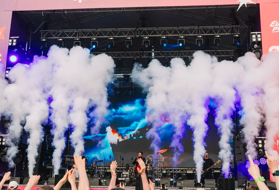 Фото Орали «Сигма-бой» и «А у реки». Опубликованы яркие моменты Черника Music Fest в Новосибирске 27